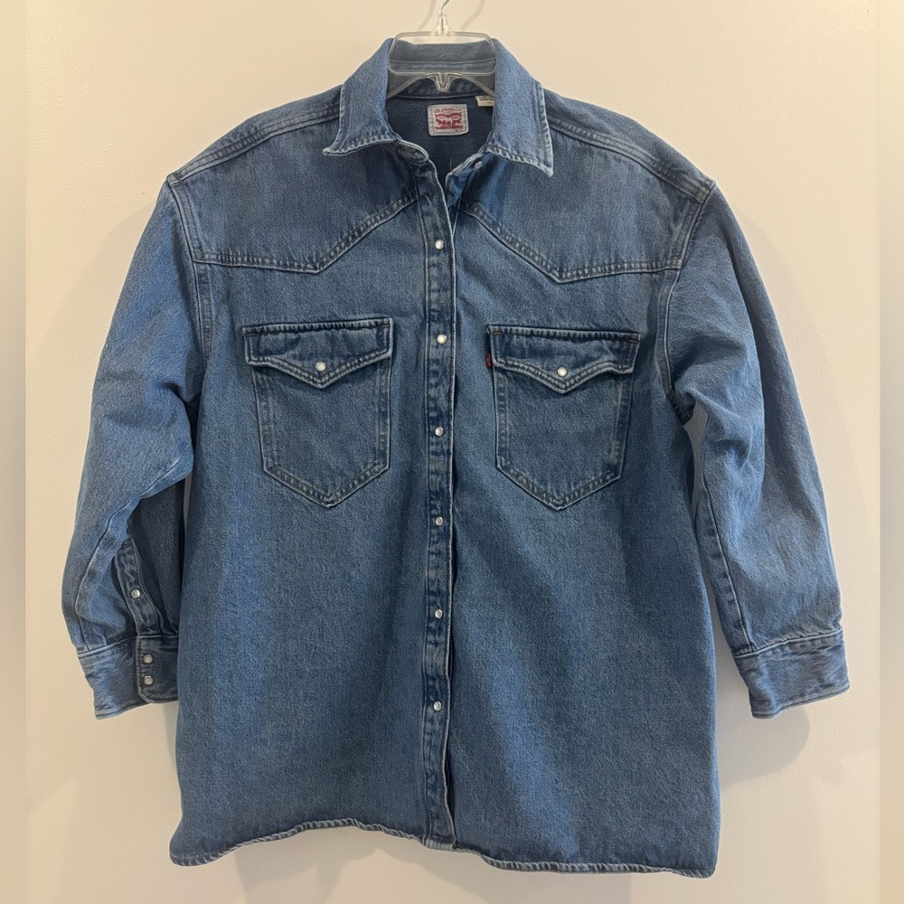 Men’s Large Levi’s Pearl Snap Denim Shirt